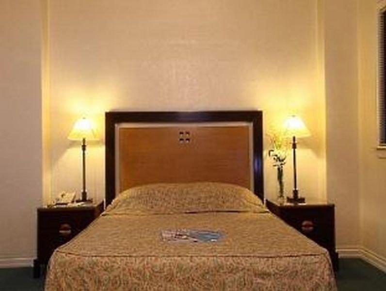 מנילה Sunny Bay Suites מראה חיצוני תמונה