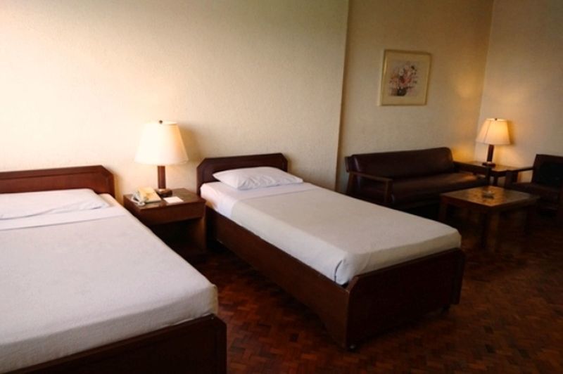מנילה Sunny Bay Suites מראה חיצוני תמונה