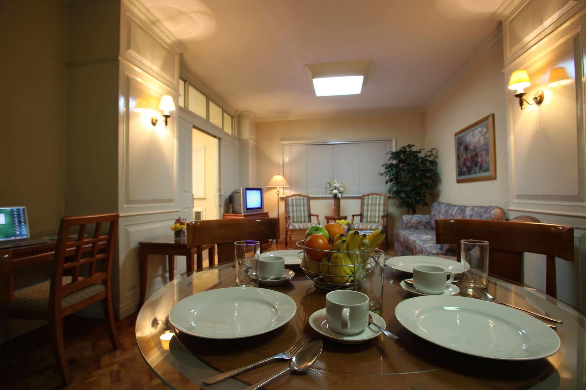 מנילה Sunny Bay Suites מראה חיצוני תמונה