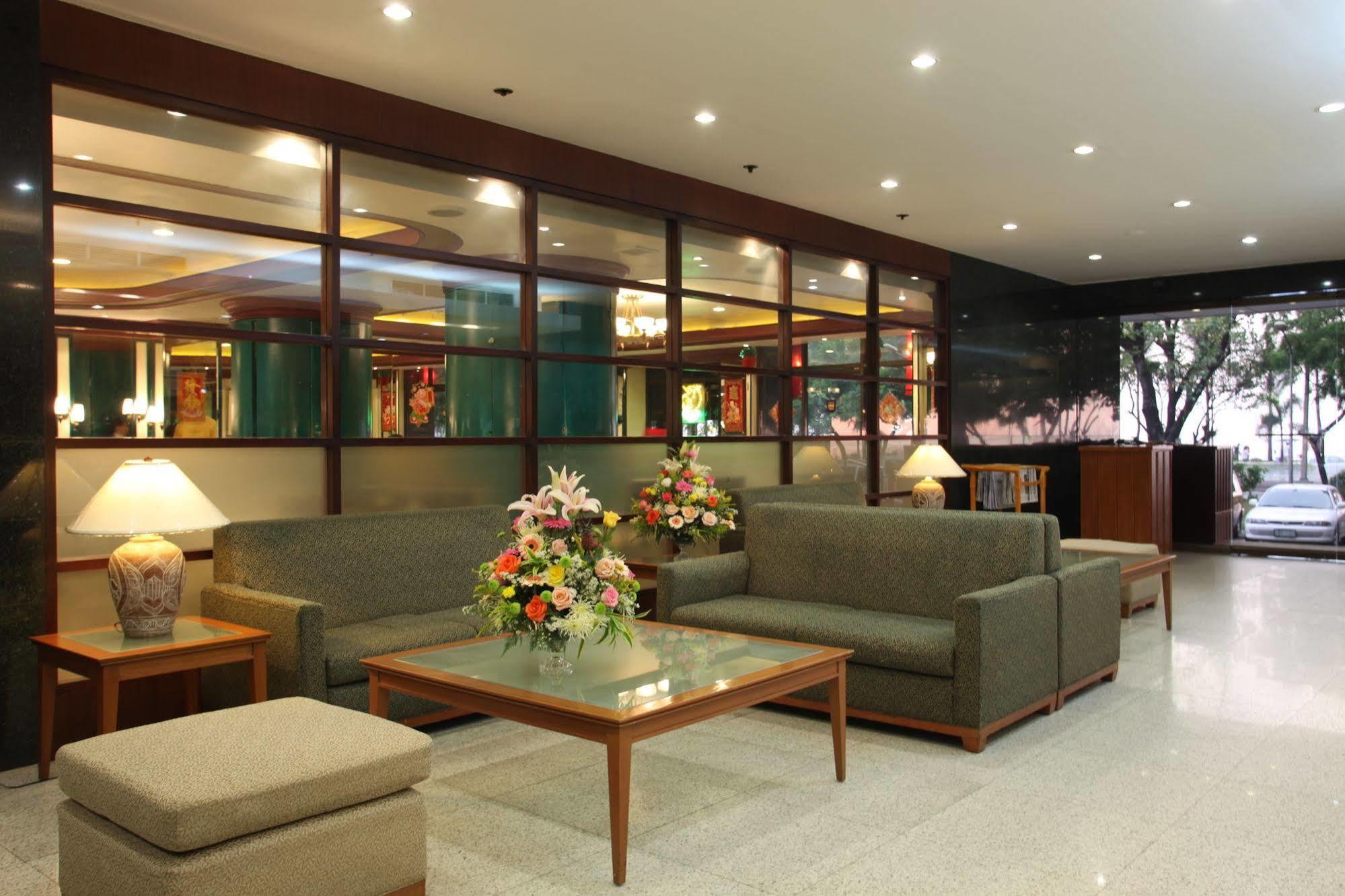 מנילה Sunny Bay Suites מראה חיצוני תמונה