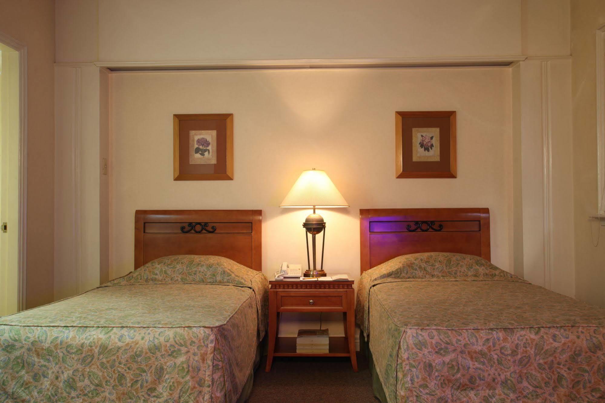 מנילה Sunny Bay Suites מראה חיצוני תמונה